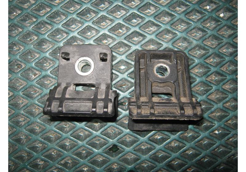 Кронштейн радиатора Opel Astra J