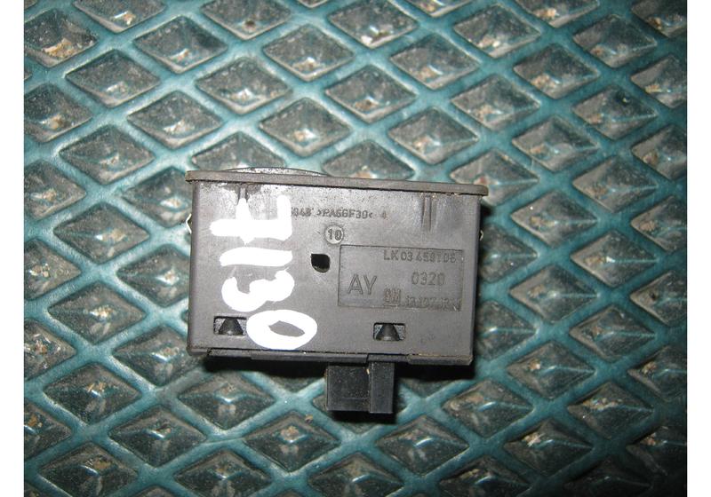 Кнопка стеклоподъемника Opel Astra H