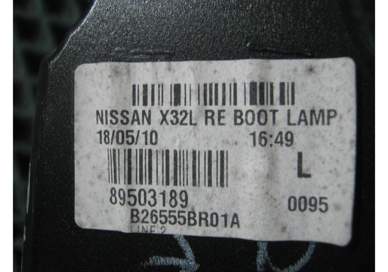 Фонарь задний левый внутренний Nissan Qashqai J10