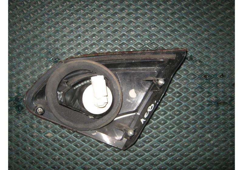 Фонарь задний левый внутренний Nissan Qashqai J10