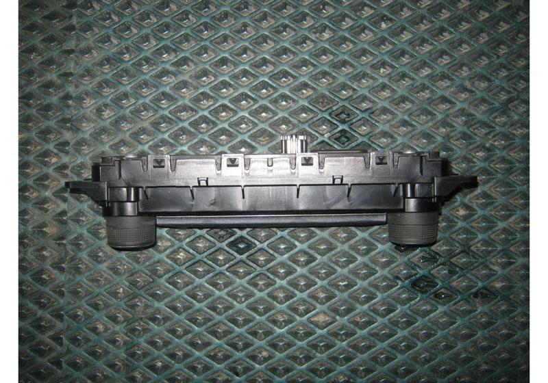 Блок управления магнитолой Ford Escape 4 MK4