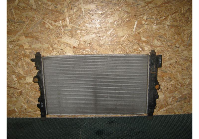 Радиатор основной Opel Astra J