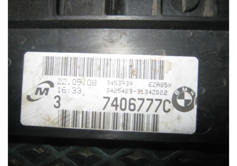 Диффузор вентилятора BMW X3 E83