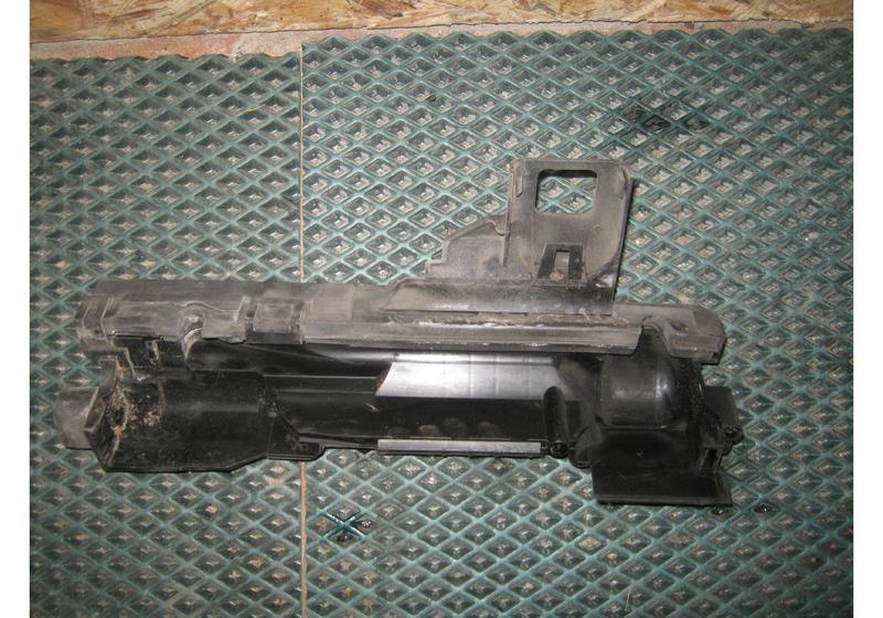 Кронштейн радиатора BMW X3 E83