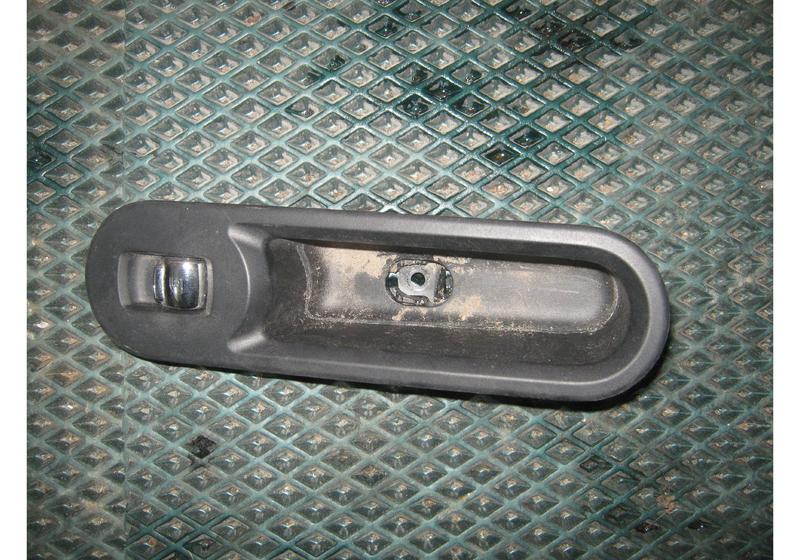 Кнопка стеклоподъемника Mini Clubman Cooper F54