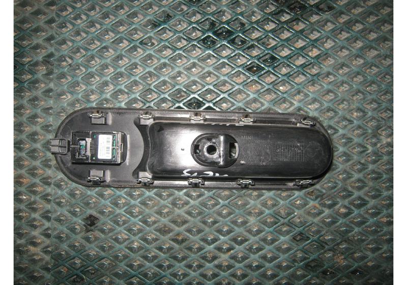 Кнопка стеклоподъемника Mini Clubman Cooper F54
