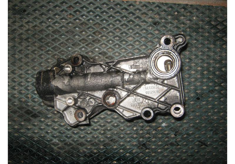 Радиатор масляный Mercedes-Benz E-Класс W212