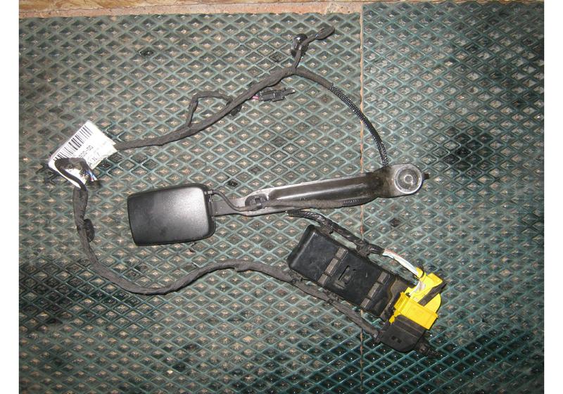 Ответная часть ремня безопасности Renault Scenic 3