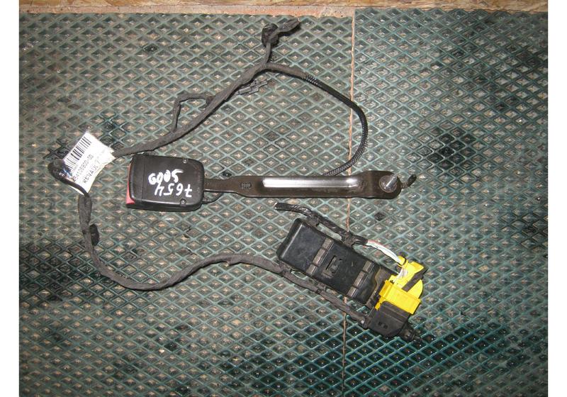 Ответная часть ремня безопасности Renault Scenic 3