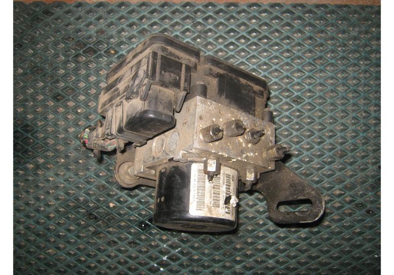 Блок ABS Jeep Grand Cherokee WH WK