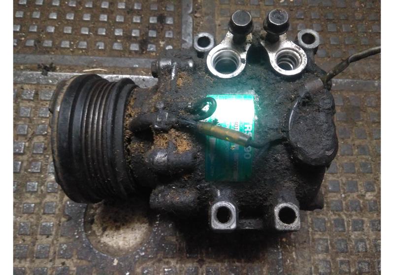 Компрессор кондиционера mazda 323 Компрессор кондиционера mazda 323