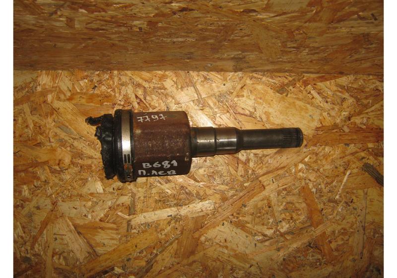 Привод передний левый