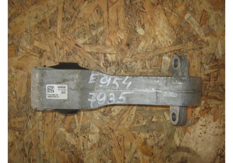 Опора двигателя