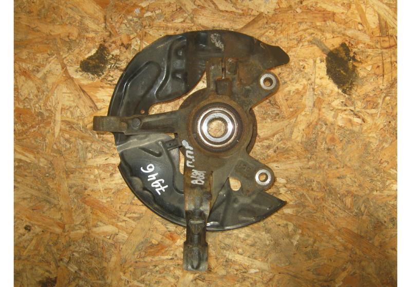 Кулак передний правый Ford Escape 4 MK4