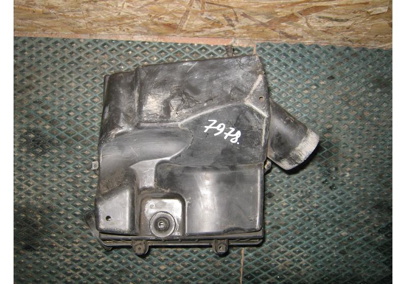 Корпус воздушного фильтра Opel Corsa D