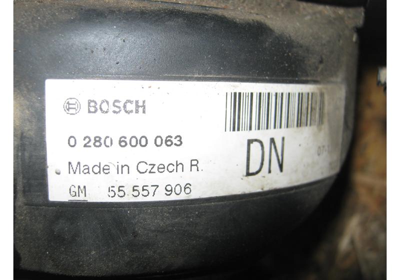 Впускной коллектор Opel Corsa D