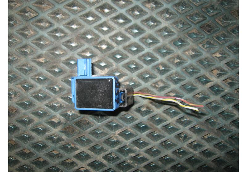 Датчик удара Jaguar XF X250