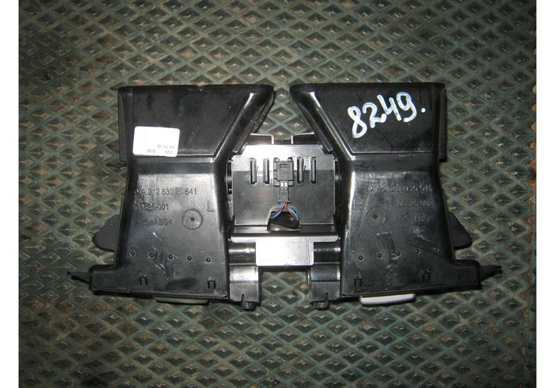 Дефлектор воздуховода Mercedes-Benz E-Класс W212