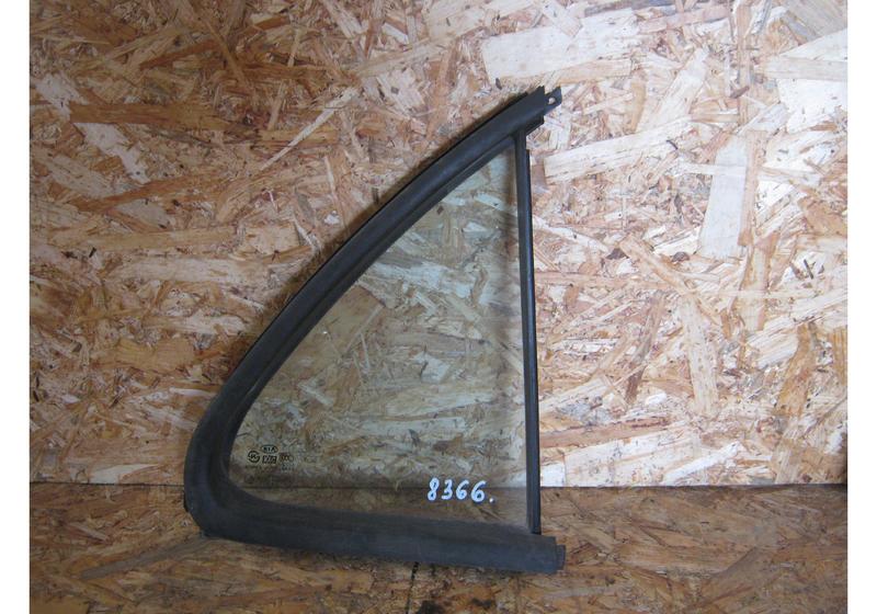 Стекло задней правой двери Kia Sorento 1 BL