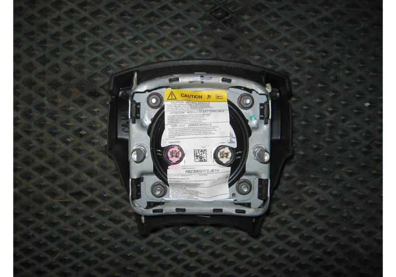 Подушка безопасности в руль Chevrolet TrailBlazer GMT360