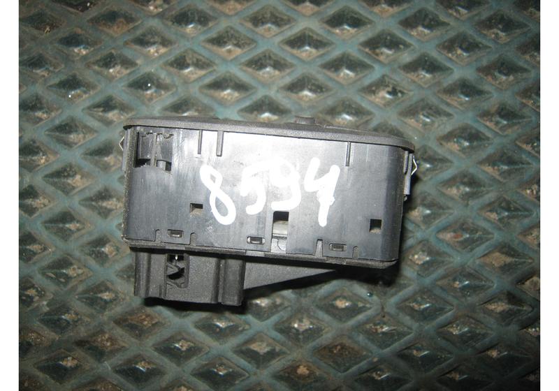 Блок управления стеклоподъемниками Opel Corsa D