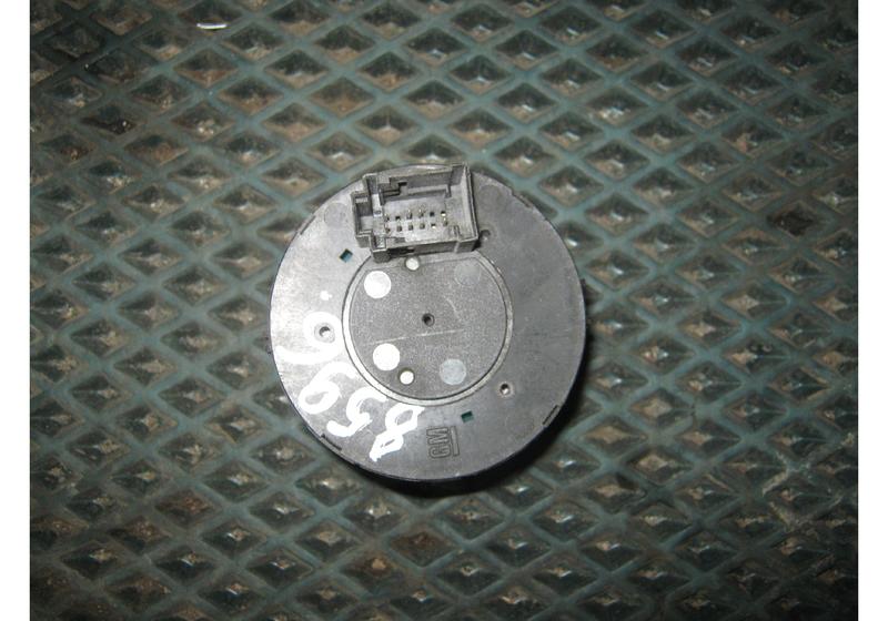 Блок управления светом Opel Corsa D