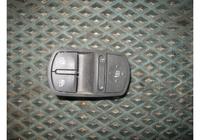 Блок управления стеклоподъемниками Opel Corsa D