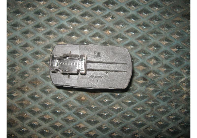 Блок управления стеклоподъемниками Opel Corsa D