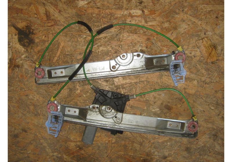 Стеклоподъемник электрический передний левый Opel Corsa D