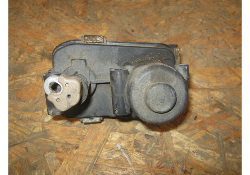 Сервопривод заслонок впускного коллектора Opel Astra J