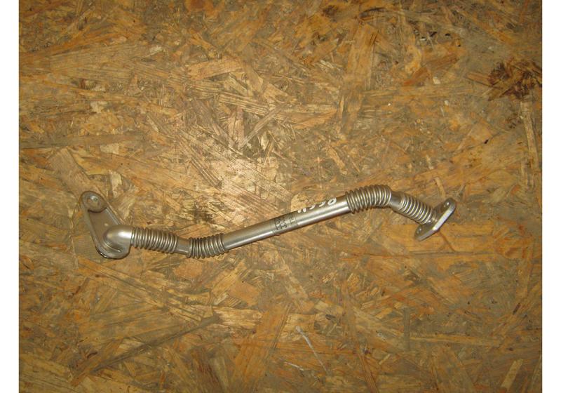 Трубка слива масла с турбины Opel Astra J