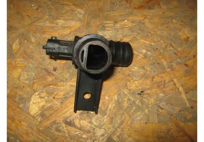 Электромагнитный клапан Opel Astra J