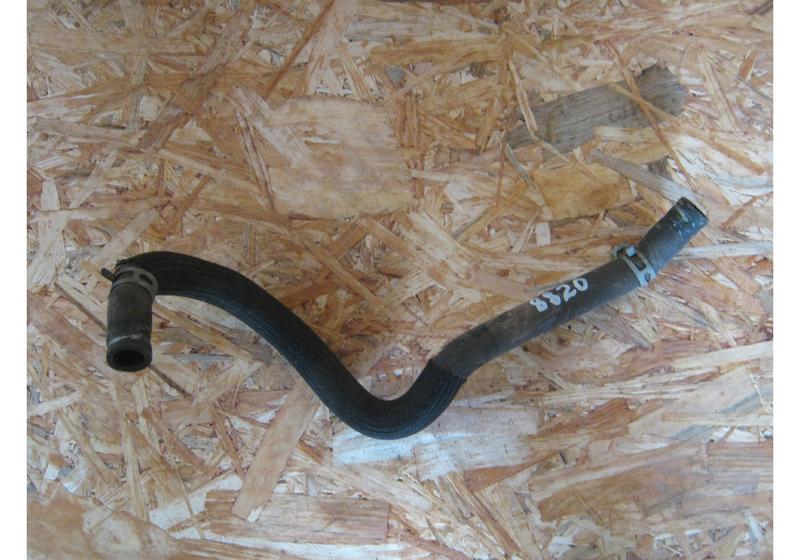 Патрубок системы охлаждения