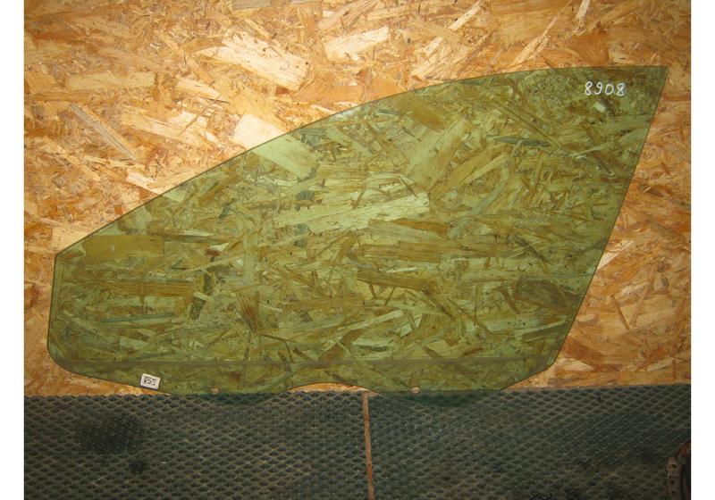 Стекло передней левой двери Ford Escape 4 MK4