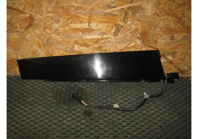 Накладка двери передней левой Ford Escape 4 MK4