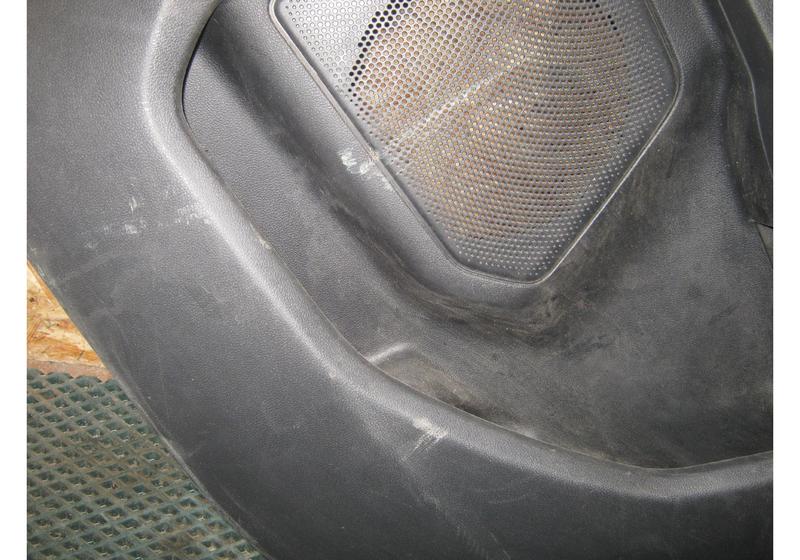 Обшивка двери задней правой Ford Escape 4 MK4