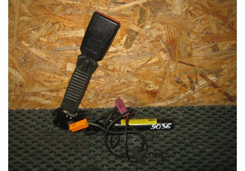 Пиропатрон передний Ford Kuga 1