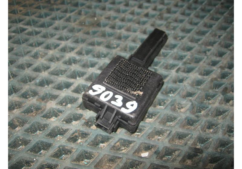 Антенна Ford Kuga 1