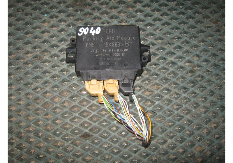 Блок управления парктрониками Ford Kuga 1