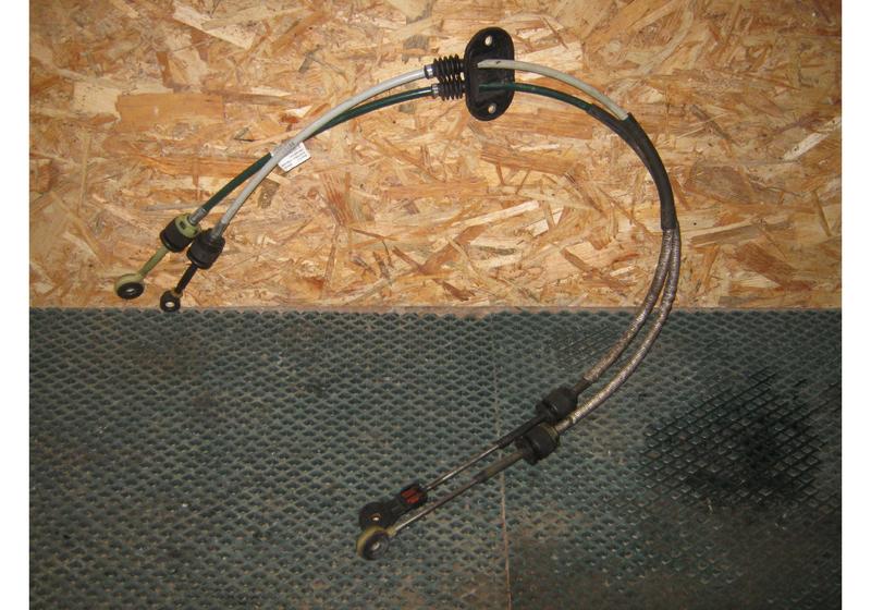 Трос кулисы КПП Ford Kuga 1