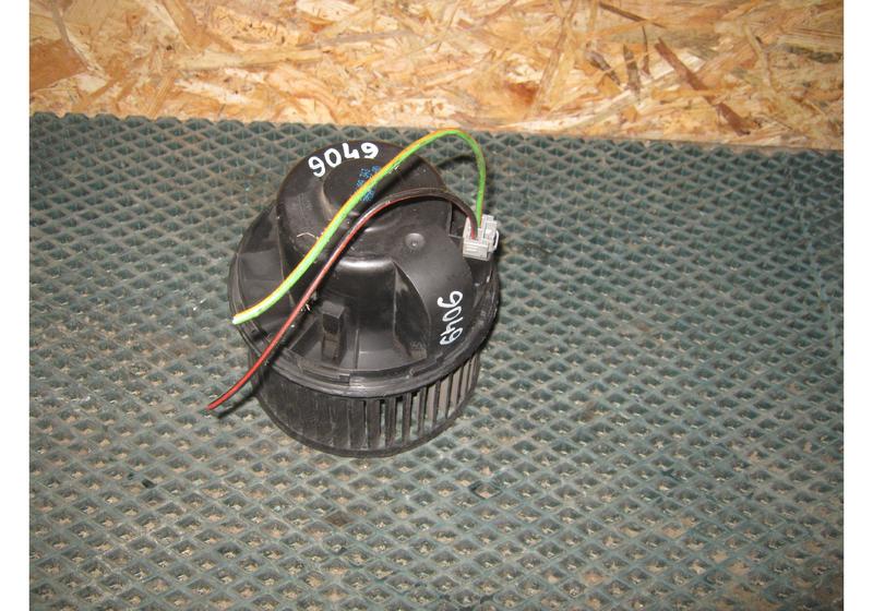 Моторчик печки Ford Kuga 1