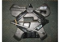 Домкрат Ford Kuga 1