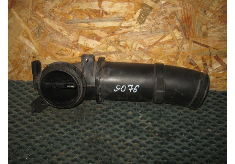 Расходомер воздуха (ДМРВ) Ford Kuga 1