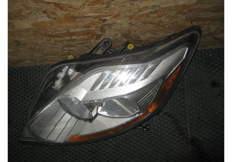 Фара левая Ford Kuga 1