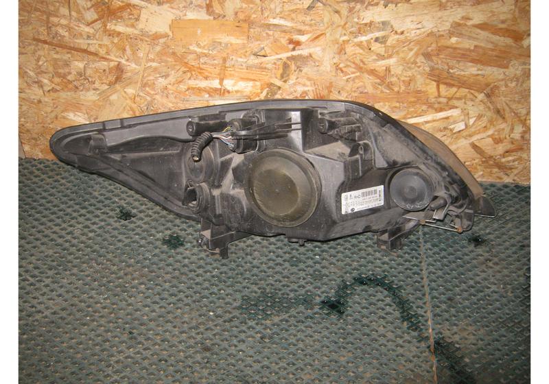 Фара левая Ford Kuga 1