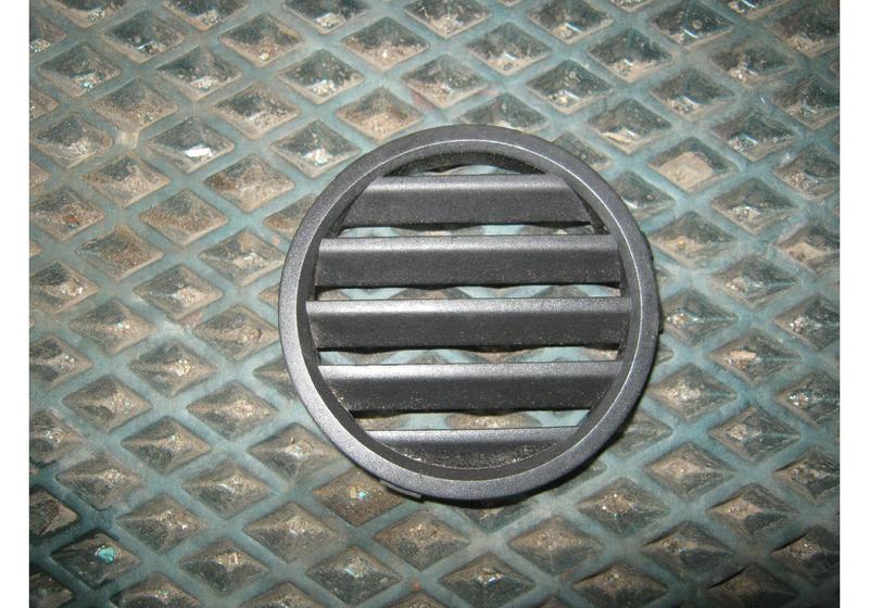 Накладка торпеды Ford Kuga 1