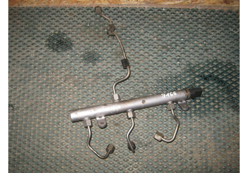 Рейка топливная (рампа)