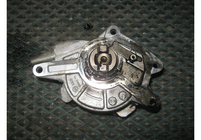 Вакуумный насос Jeep Grand Cherokee WH WK