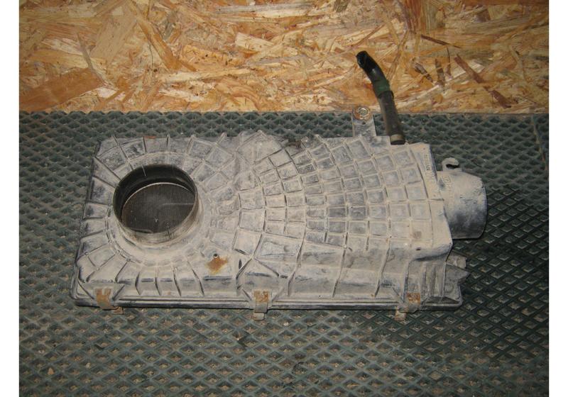 Корпус воздушного фильтра Nissan Almera N15