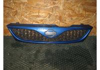 Решетка радиатора Nissan Almera N15
